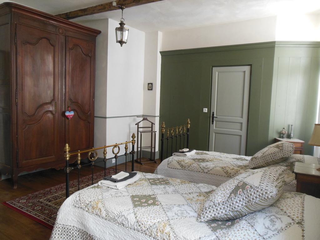 Auberge Lion D'Or Saint-Antonin Værelse billede