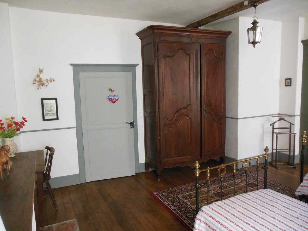 Auberge Lion D'Or Saint-Antonin Værelse billede