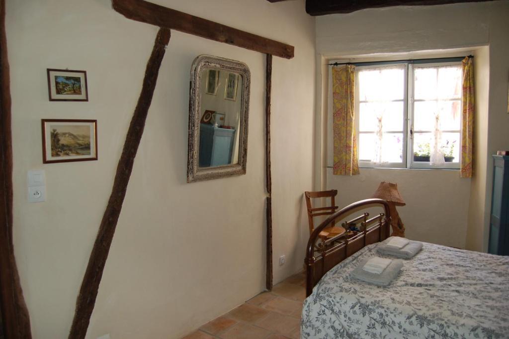 Auberge Lion D'Or Saint-Antonin Værelse billede